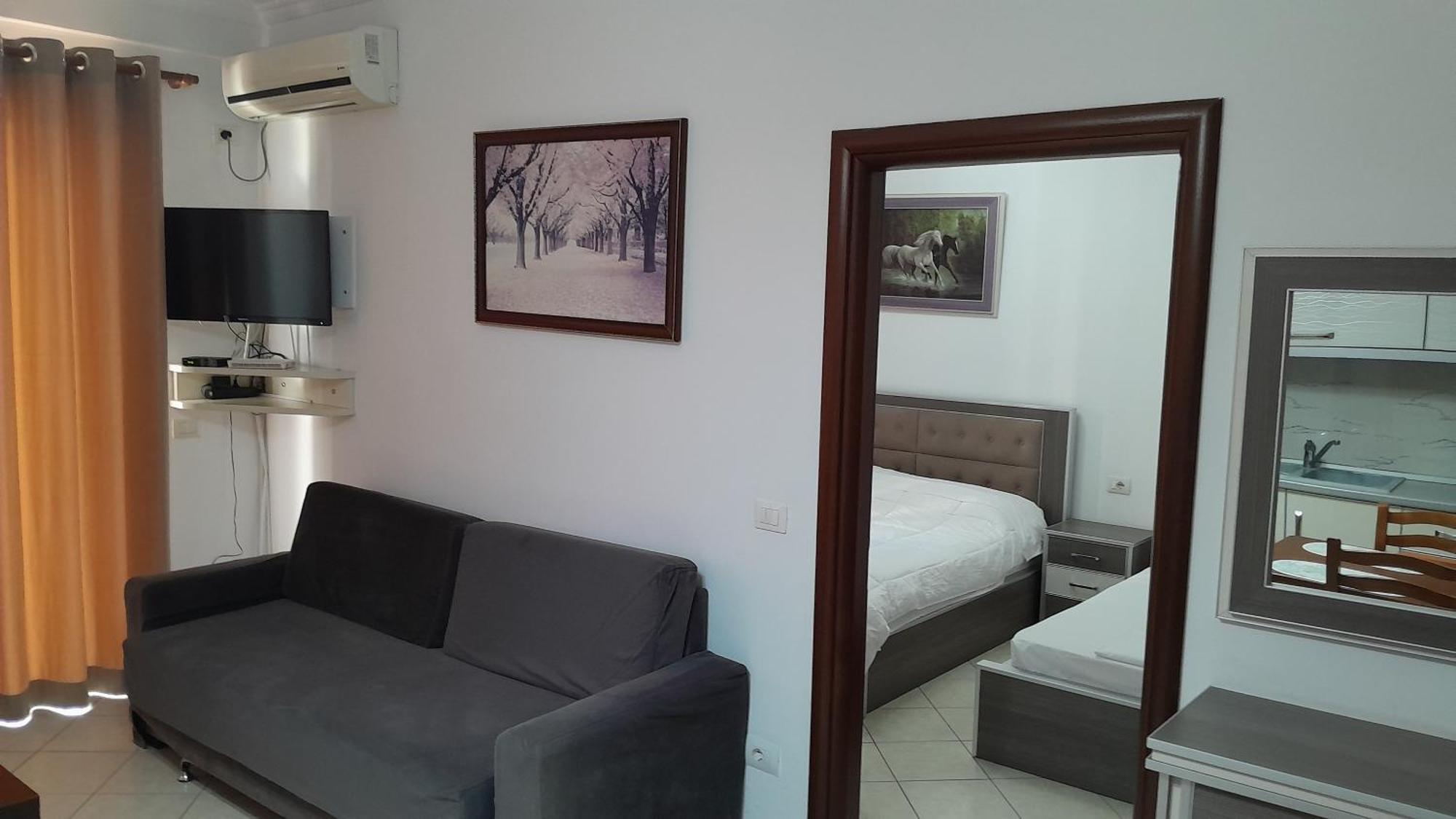 Franci 1 Apartment *